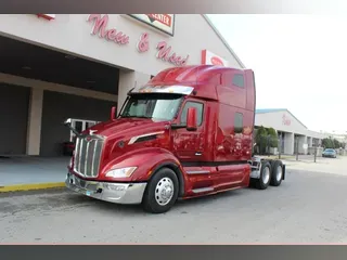 2023 Peterbilt 579
