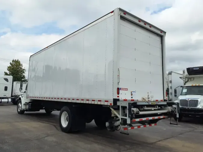 2018 FREIGHTLINER M2 106
