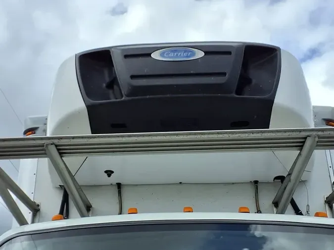 2018 FREIGHTLINER/MERCEDES M2 106