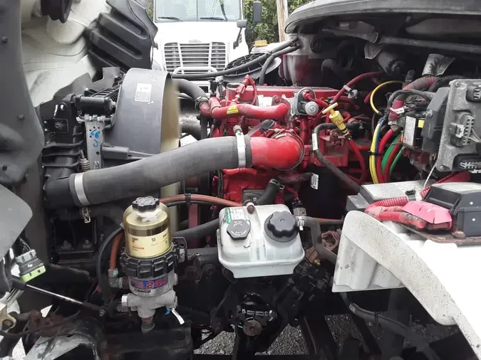 2021 FREIGHTLINER/MERCEDES M2 106