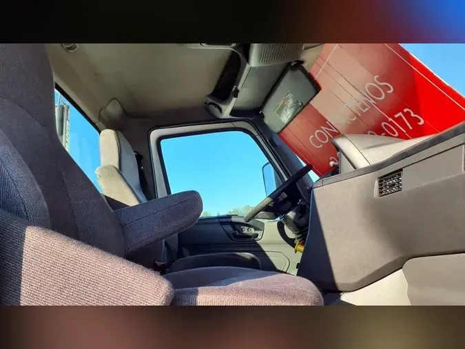 2020 NAVISTAR INTERNATIONAL LT625 DAYCAB T/A