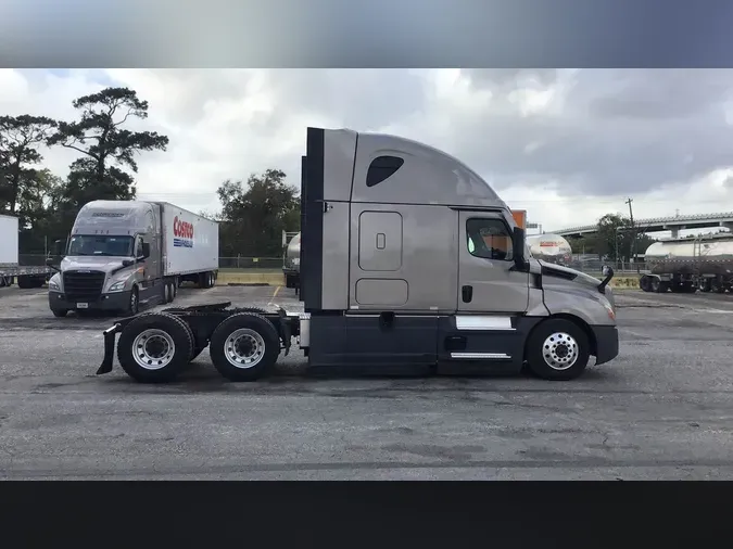 2024 Freightliner Cascadia 1268ba0268afb8df4869f0743ca287e5afe