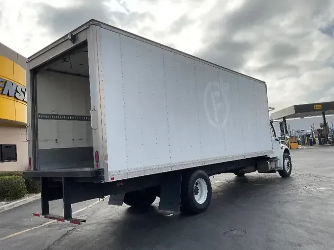 2019 Freightliner M2