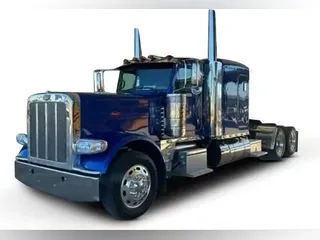 2022 Peterbilt 389