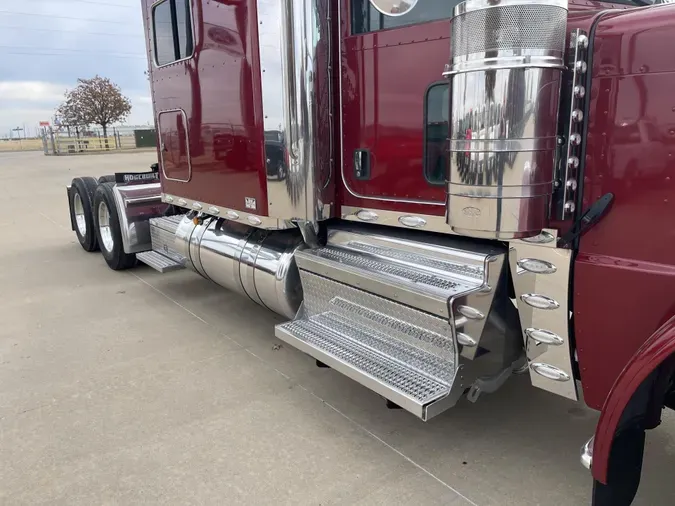 2022 Peterbilt 3898ba3ab34d619de2a0d3fcae7248e1ecb