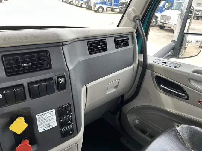 2019 Peterbilt 567