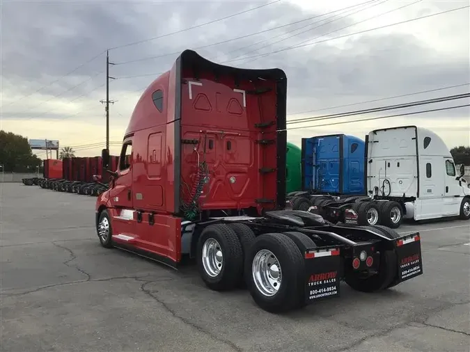 2022 FREIGHTLINER CA126