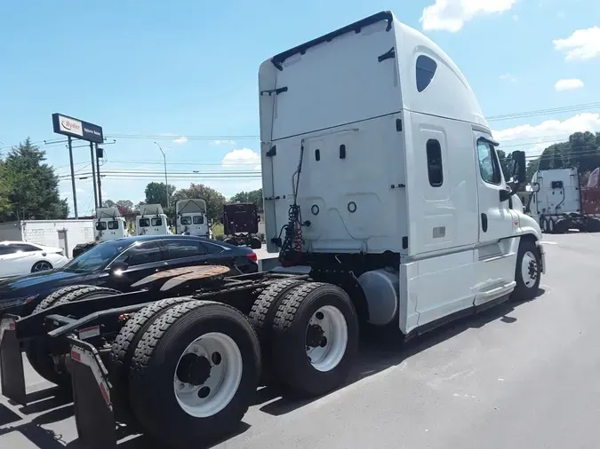 2019 FREIGHTLINER CASCADIA 125