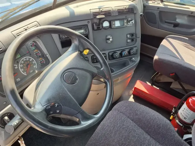 2017 FREIGHTLINER CASCADIA 125