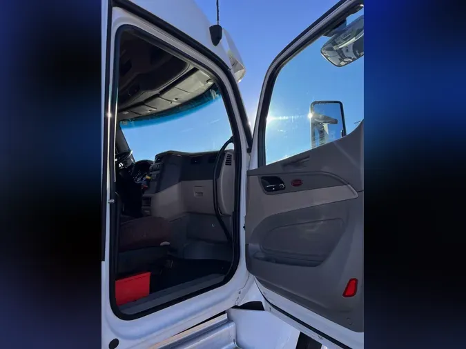 2022 Peterbilt 5798ba8a60343e365060c0f38529f1d9507