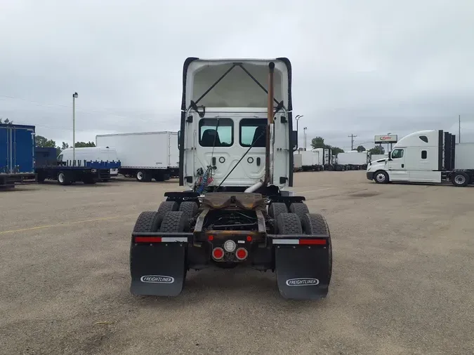 2019 FREIGHTLINER NEW CASCADIA PX12664
