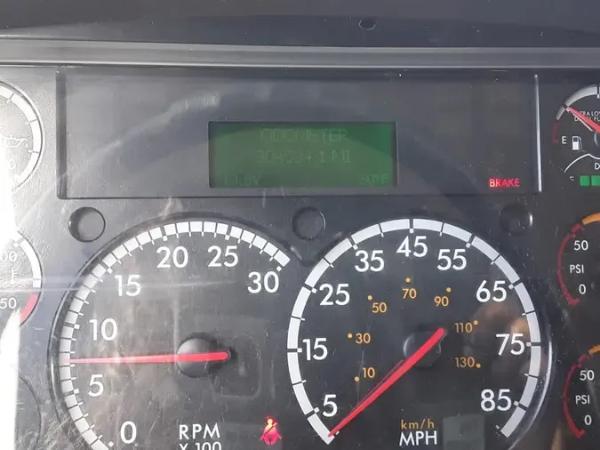 2022 FREIGHTLINER/MERCEDES M2 106