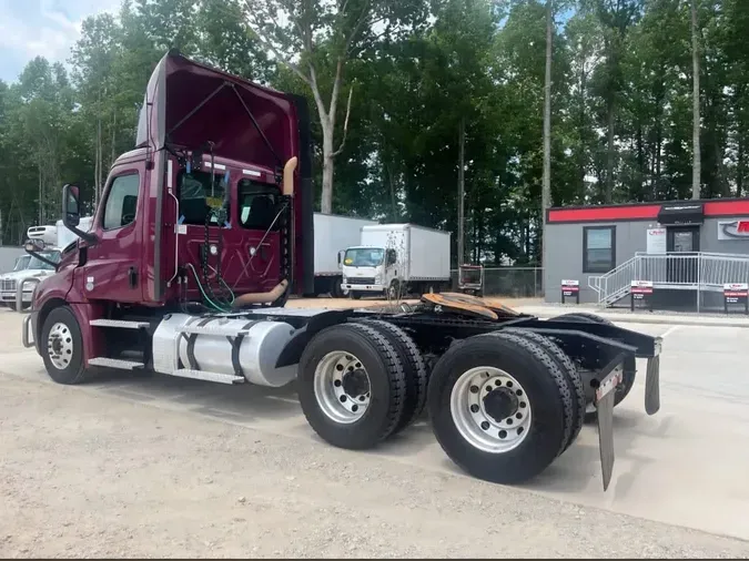 2020 FREIGHTLINER/MERCEDES NEW CASCADIA PX126648bb05e7572eb7d15176b6deece99d76b