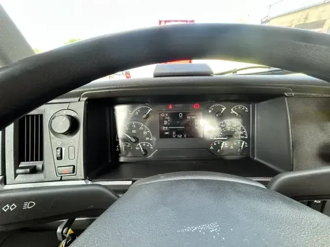 2022 VOLVO VNR3008bb4f16f84e28d4e795d4f09df876d7c
