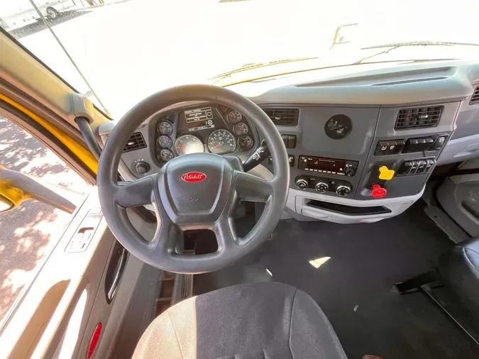 2021 Peterbilt 579