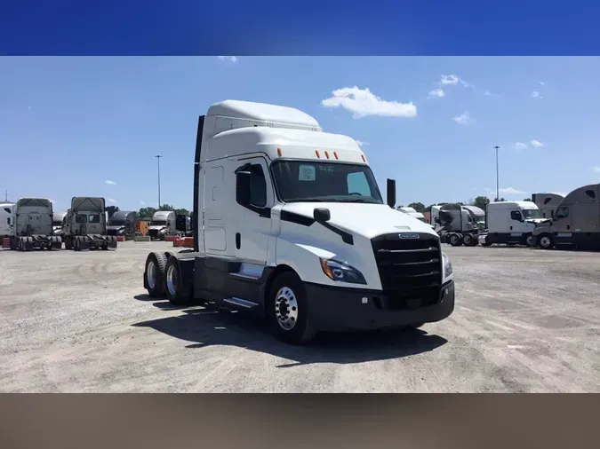 2020 Freightliner Cascadia 1268bb8cd10144b9af019921db4b3c5a336