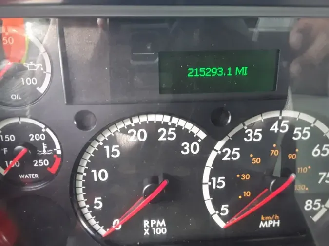2020 FREIGHTLINER/MERCEDES M2 106