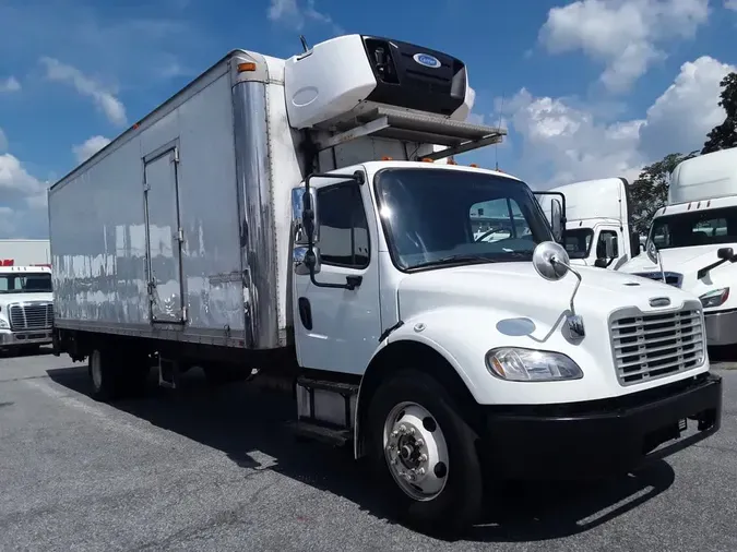 2016 FREIGHTLINER M2 106