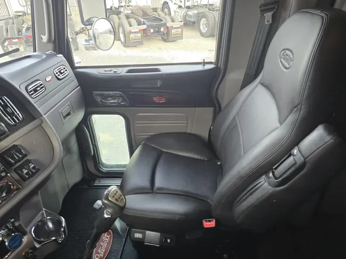 2023 Peterbilt 3898bc1814854c62a4a941ea9772846b54c