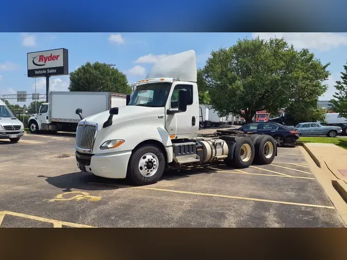 2019 NAVISTAR INTERNATIONAL LT625 DAYCAB T/A8bc2da3eb30b31fd52e1b5e2640ed362