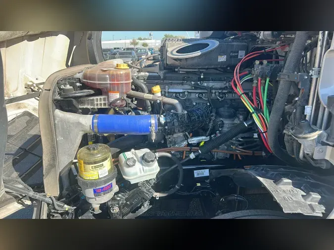 2024 Freightliner Cascadia 1268bc3065bb29a182cb8858fcc2d30f4d8