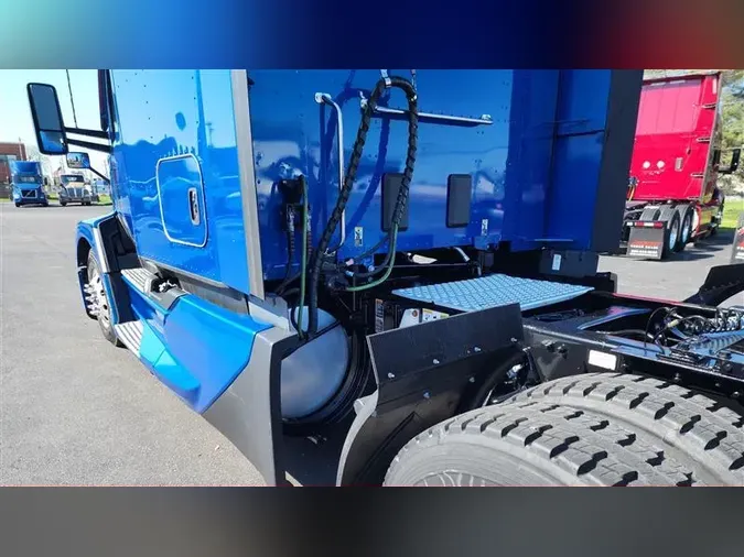 2022 KENWORTH T680