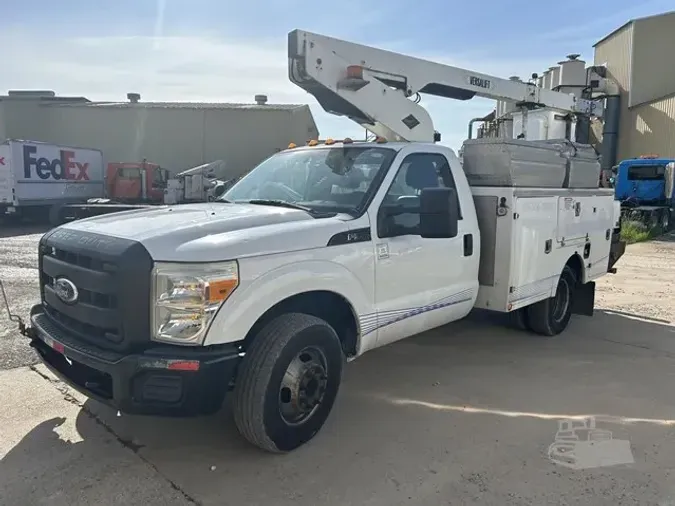 2011 VERSALIFT TEL29NE