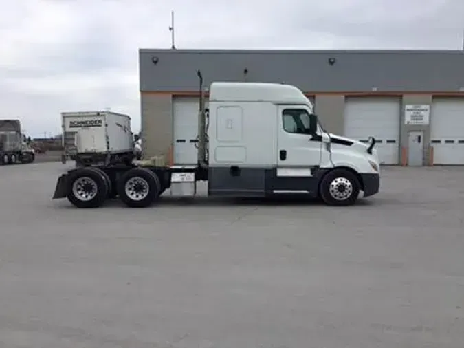 2020 Freightliner Cascadia