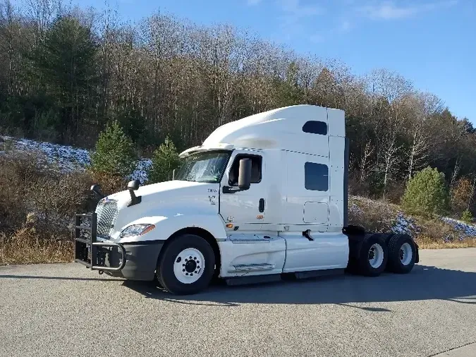 2018 International LT625