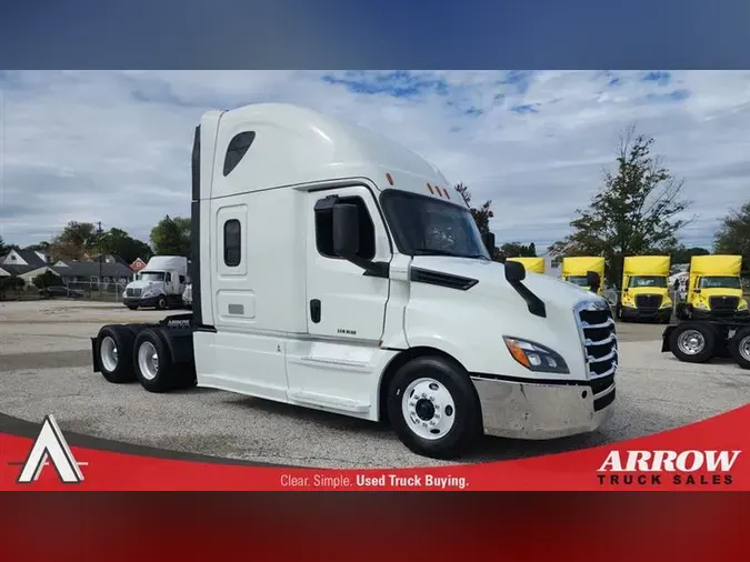 2020 FREIGHTLINER CASCADEVO1