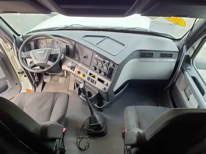 2019 FREIGHTLINER/MERCEDES NEW CASCADIA PX12664