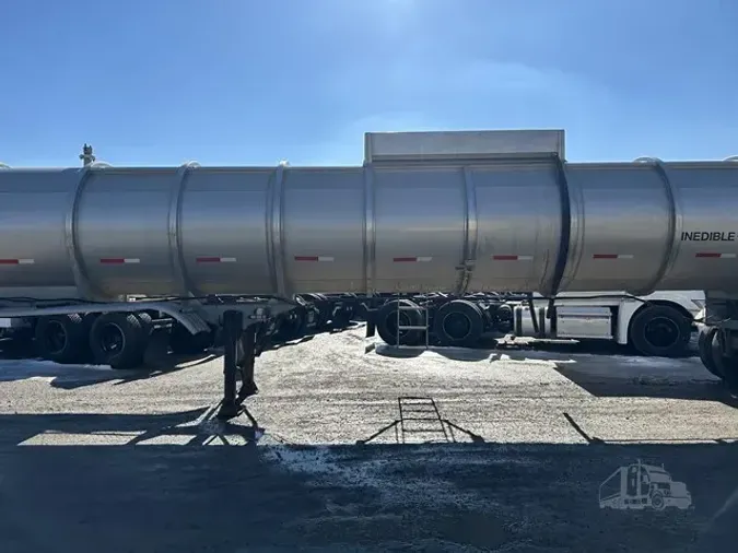 1976 FRUEHAUF 6500 GALLON