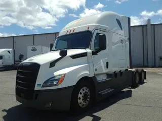 2020 FREIGHTLINER CA126