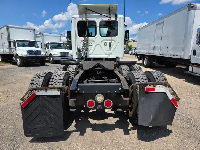 2019 FREIGHTLINER CASCADIA 125