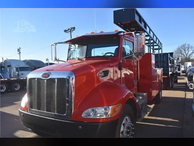 2013 PETERBILT 337