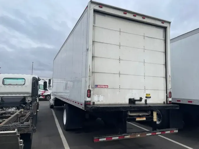 2018 FREIGHTLINER/MERCEDES M2 106