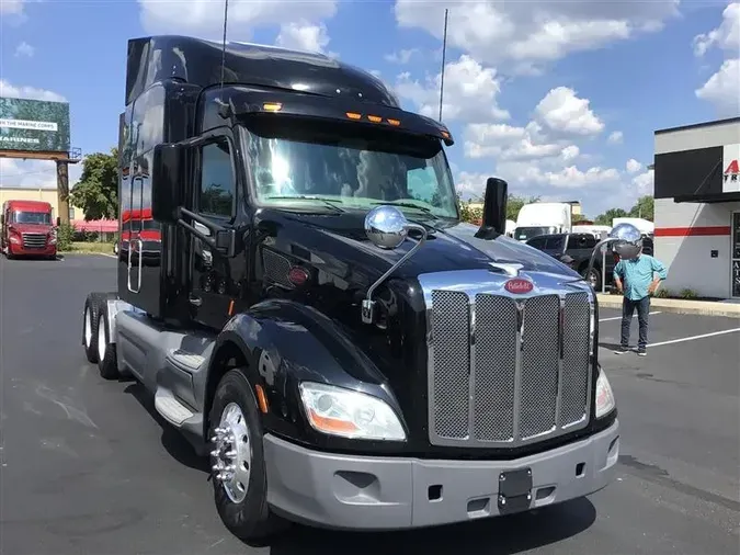 2019 PETERBILT 579