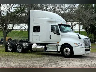 2023 INT LT625 6x4