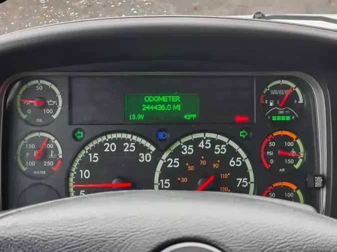 2019 FREIGHTLINER/MERCEDES M2 106