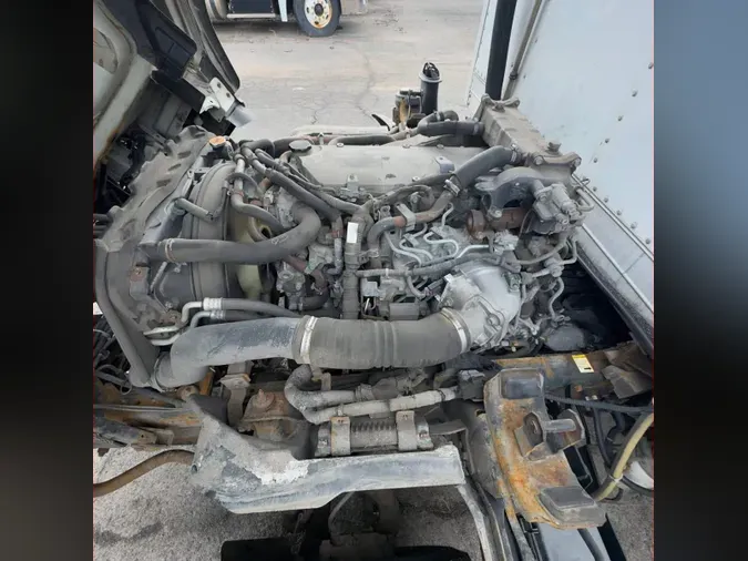 2018 ISUZU NPR