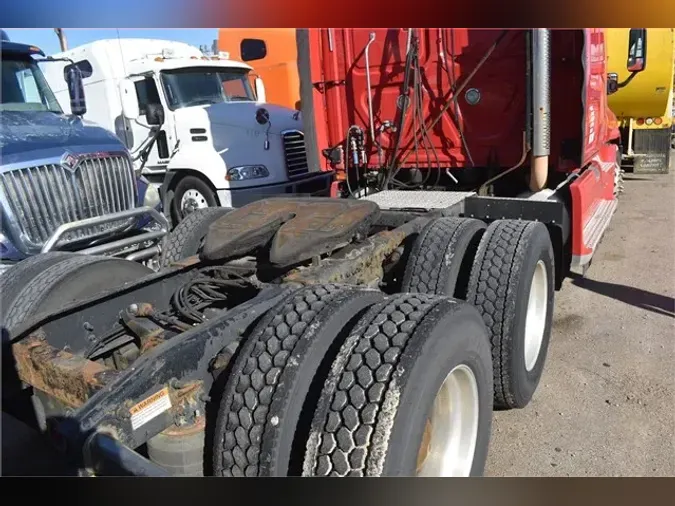 2011 FREIGHTLINER CASCADIA 125