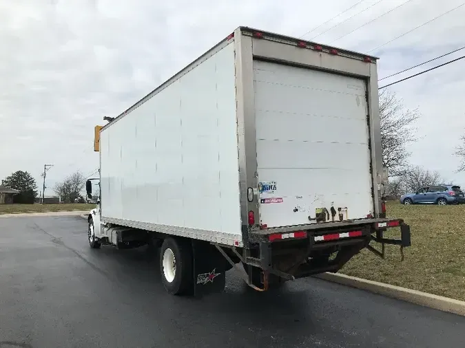 2011 Freightliner M2