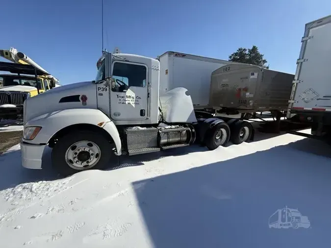 2014 KENWORTH T3708be77653994a762f837ec0d2aa2edbb6