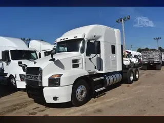 2020 MACK ANTHEM 64T