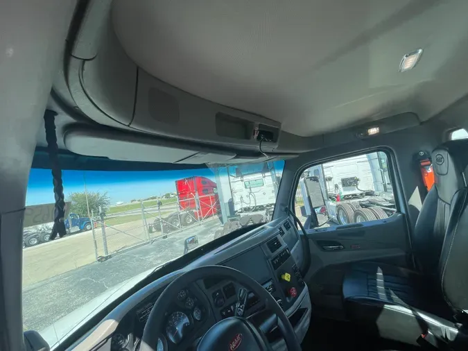 2019 PETERBILT 579