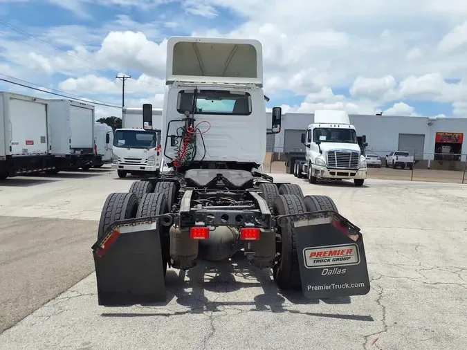 2020 NAVISTAR INTERNATIONAL LT625 DAYCAB T/A