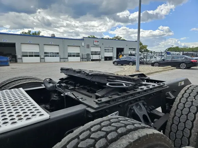 2022 KENWORTH T680