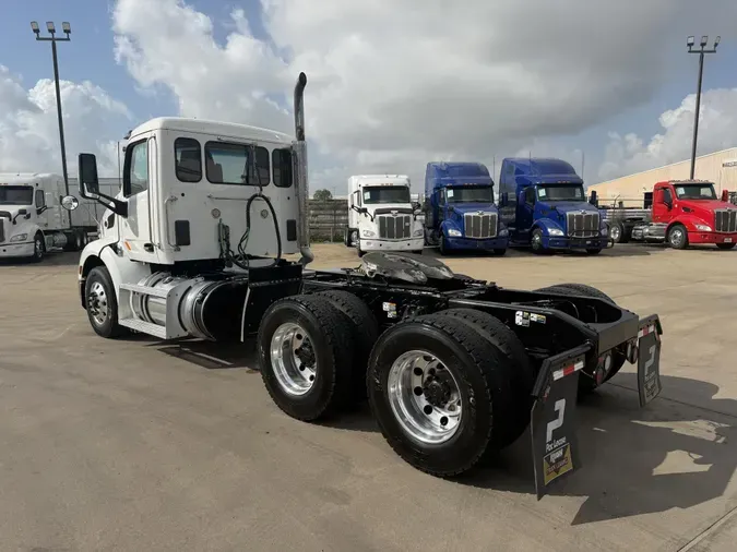 2021 Peterbilt 5798bec325531eaf45cbc7fcd3c950afd5d