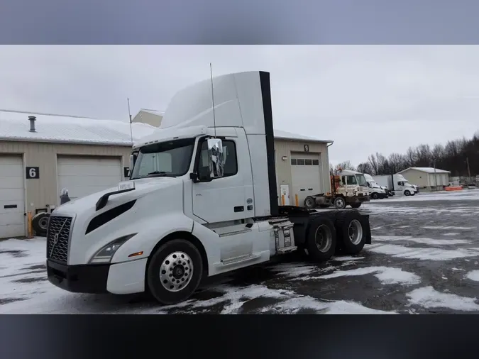 2019 Volvo VNL300