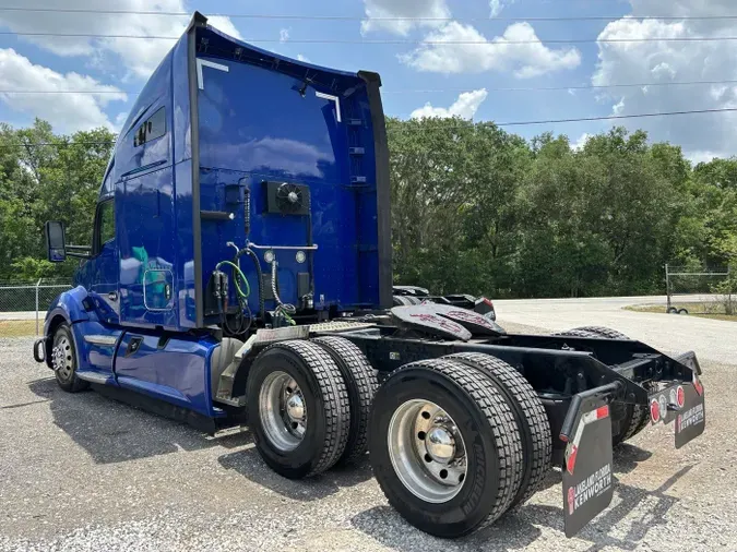 2022 Kenworth T680